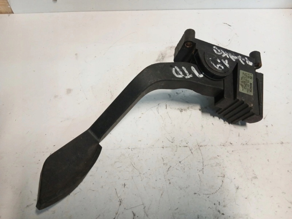 фото №1, Потенциометр газа fiat punto ii 1.2 0281002325