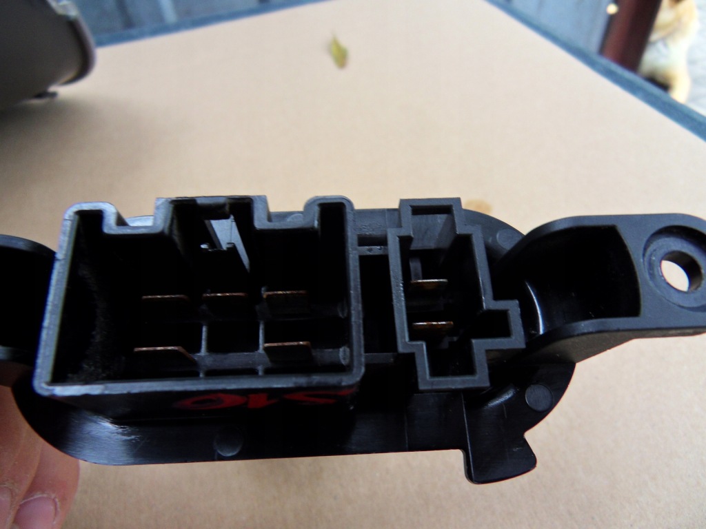 фото №4, Резистор вентилятор renault dacia a51004200