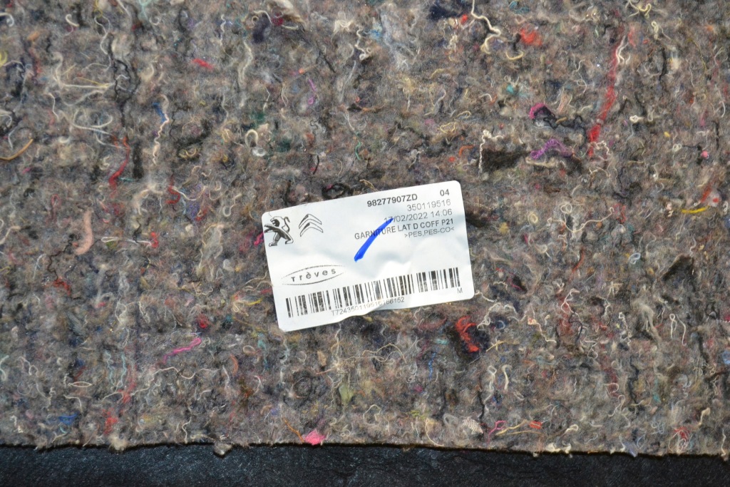 Обшивка багажника peugeot 208 ii лівий lub правий Недорого