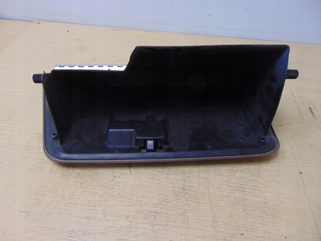 фото №7, Бардачок пассажира ford excursion 2003r europa