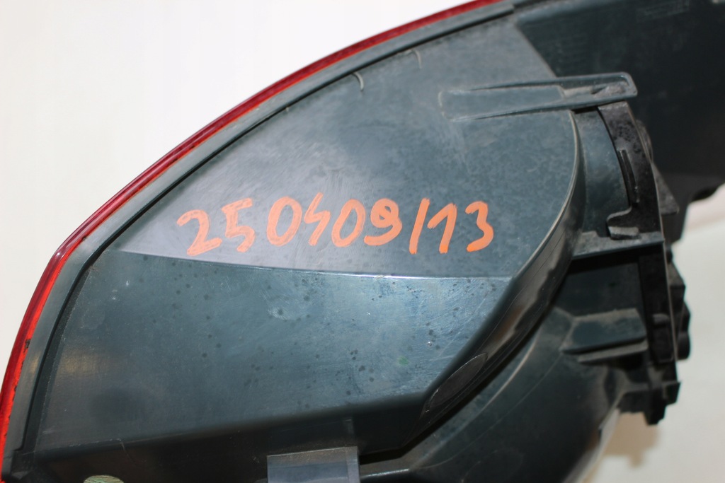 фото №10, Лампа лівий задня w крила bmw x1 f48 7350711