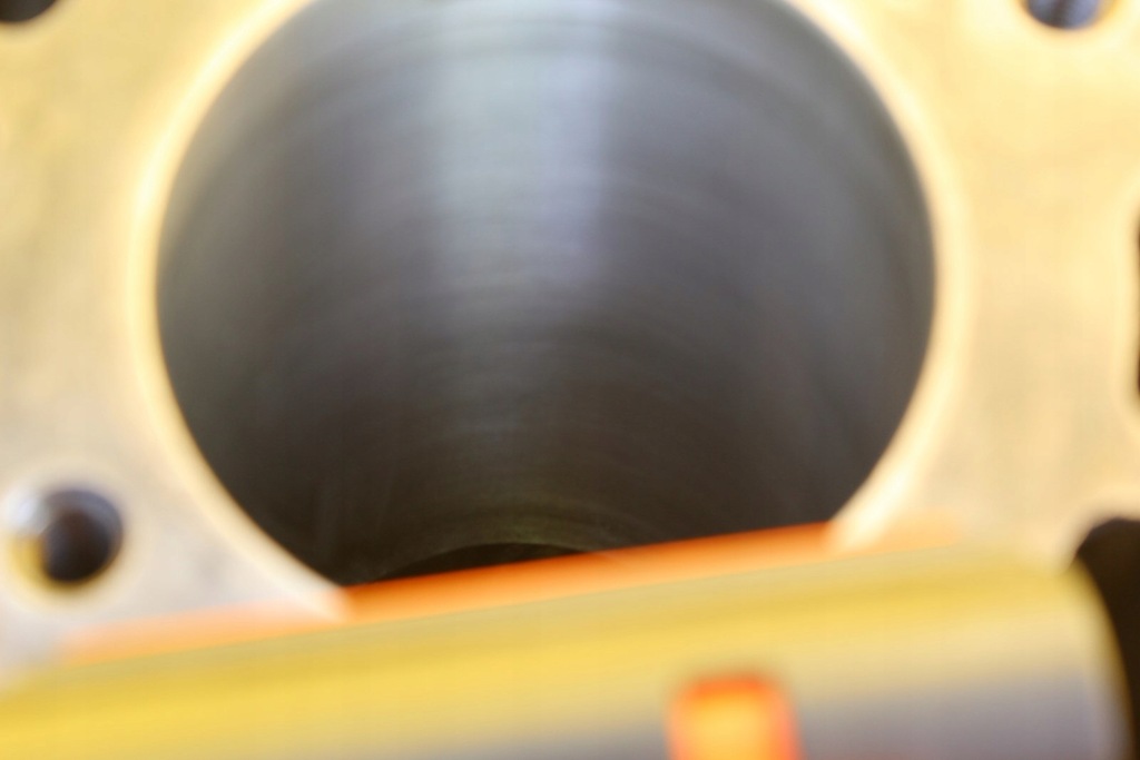 фото №8, Блок двигателя toledo ii golf iv 2.3 b aqn