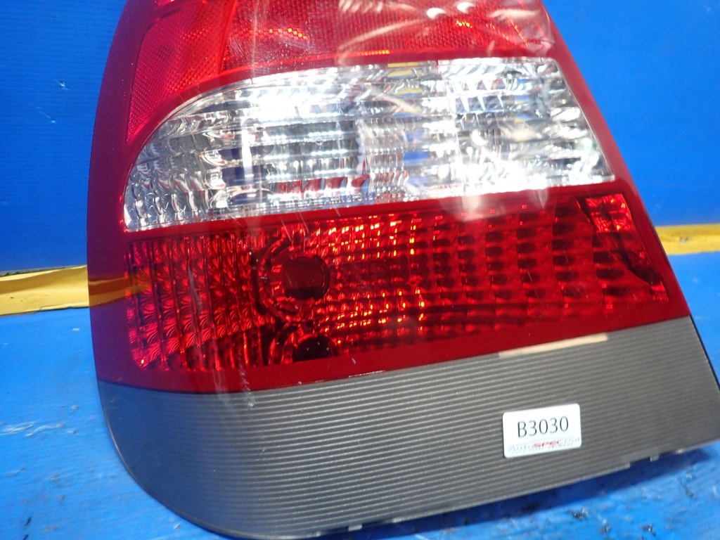 Лампа левая задний  daewoo nubira 2 0311-001419 в Украине