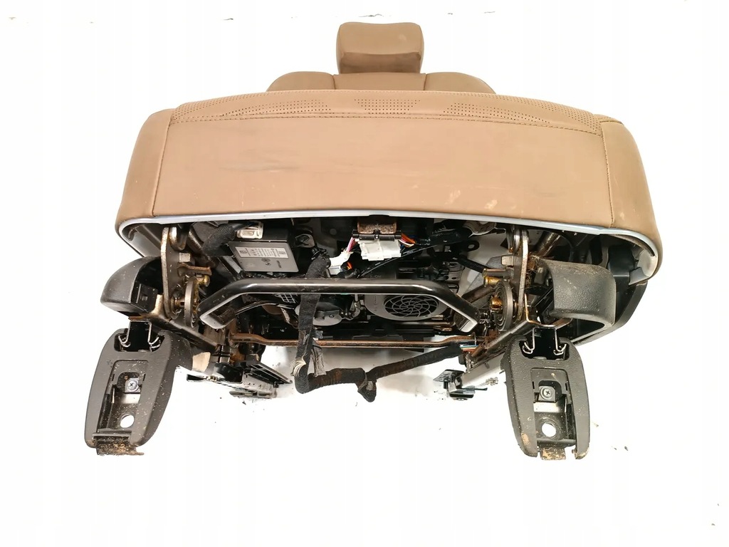 фото №7, Kia telluride заднее сиденье задняя / сиденье drugiego rzędu левый 2020 suv 4/5dr