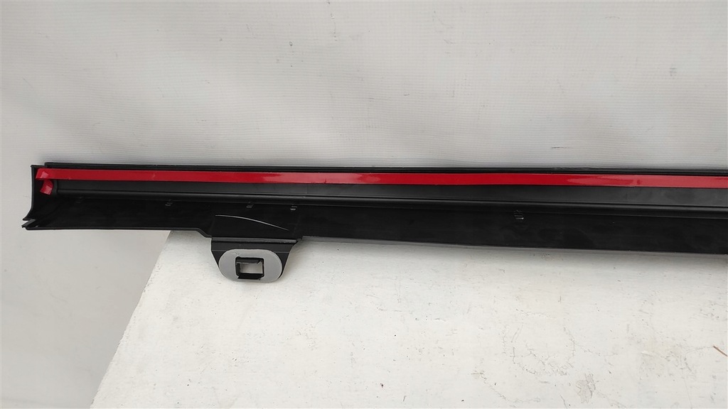 фото №8, Молдинг порог правая vw beetle 5c5 r line