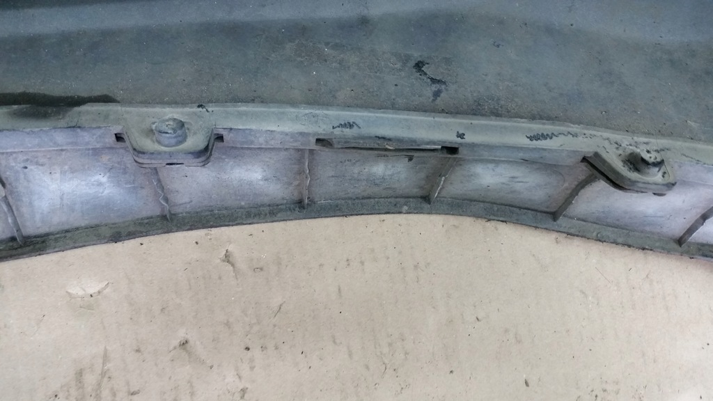 фото №15, Hyundai i20 i lift 12-15 бампер перед передний sag urwane крепления