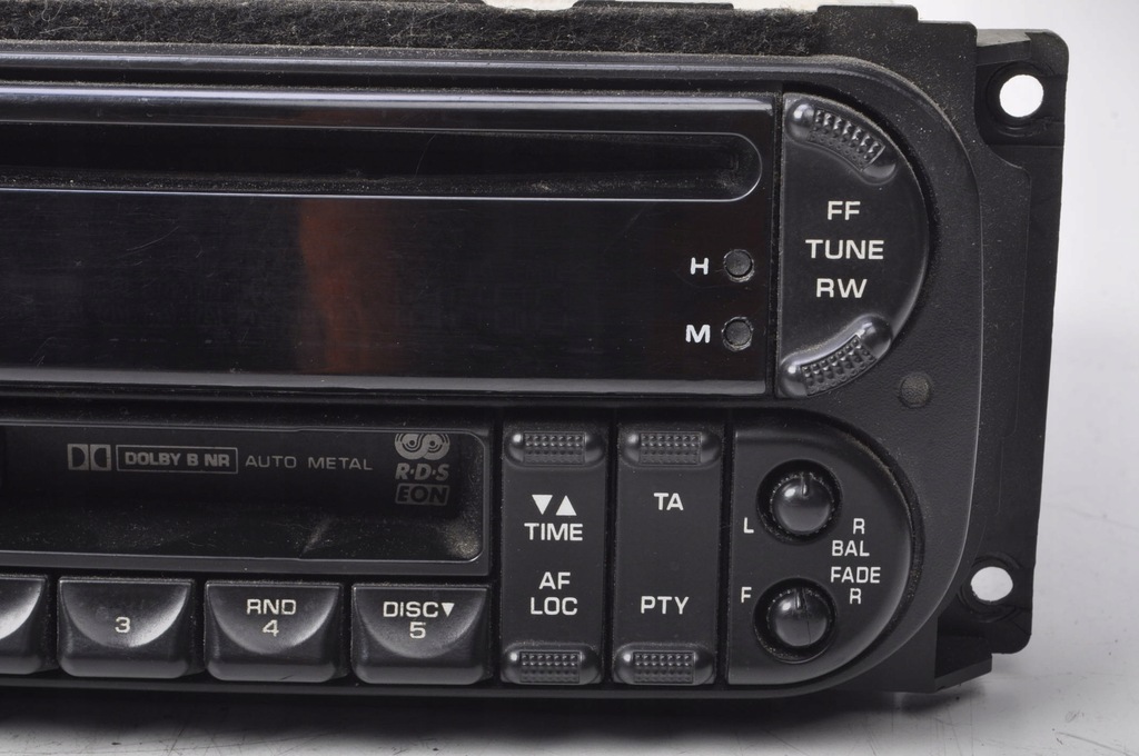 фото №3, Chrysler grand voyager iv радио cd p04858543ag