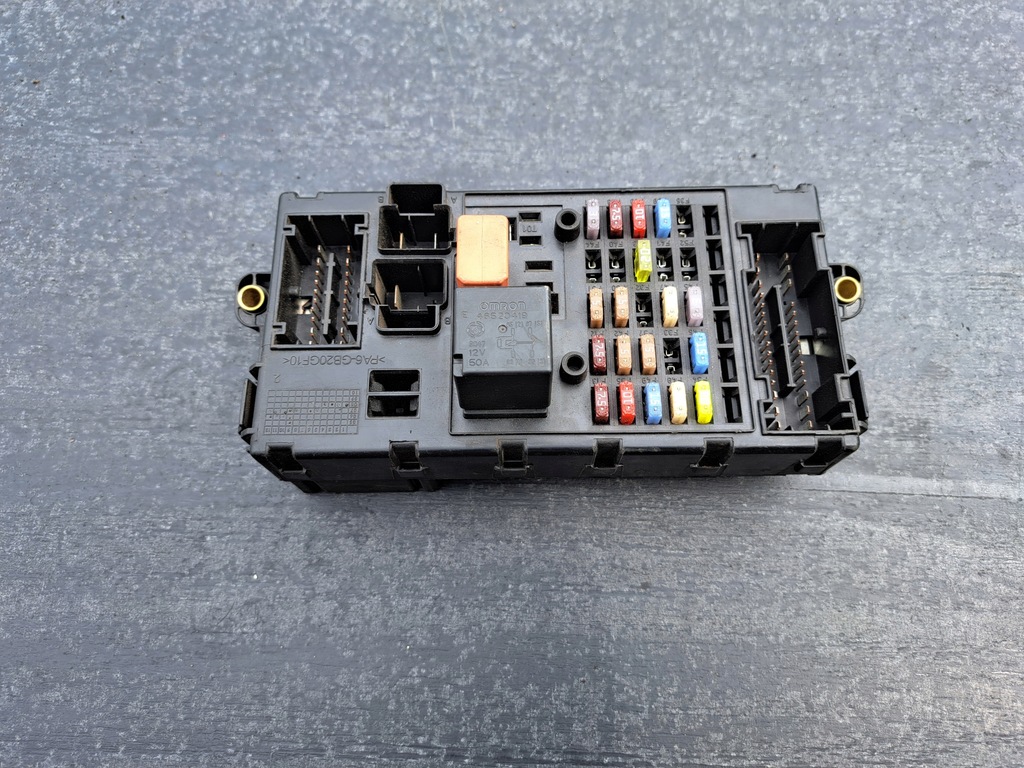 фото №1, Коробка запобіжників bsi iveco daily iv 06- 69500771