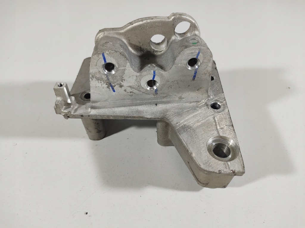 фото №1, Jeep compass 1.4 b 17r- кронштейн кронштейн двигателя