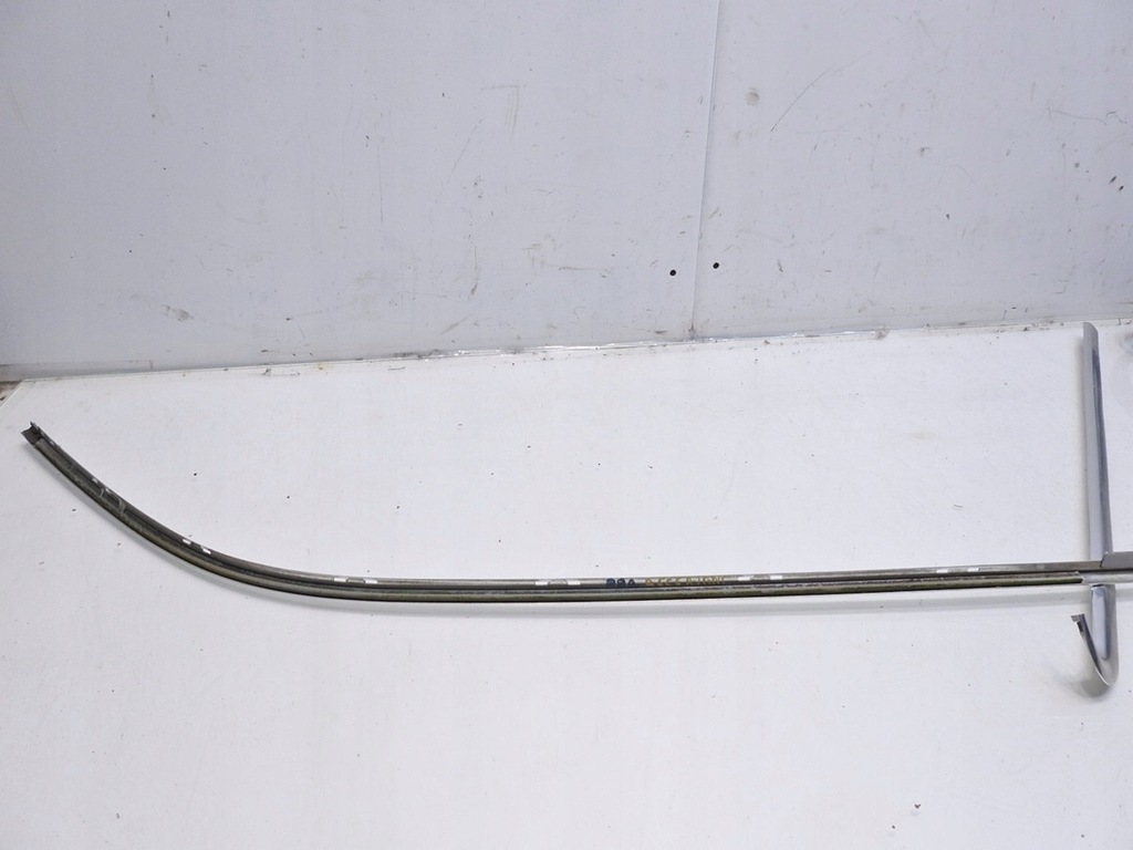фото №10, Молдинг кузовная правая audi a6 c6 avant