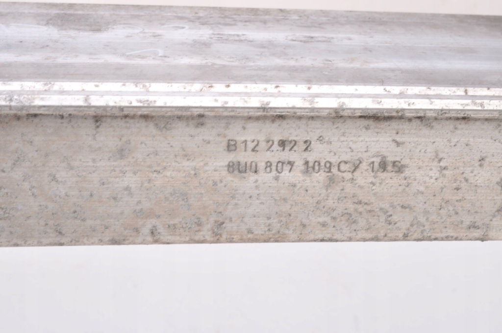 фото №10, Audi q3 i балка бампера перед 8u0807109c