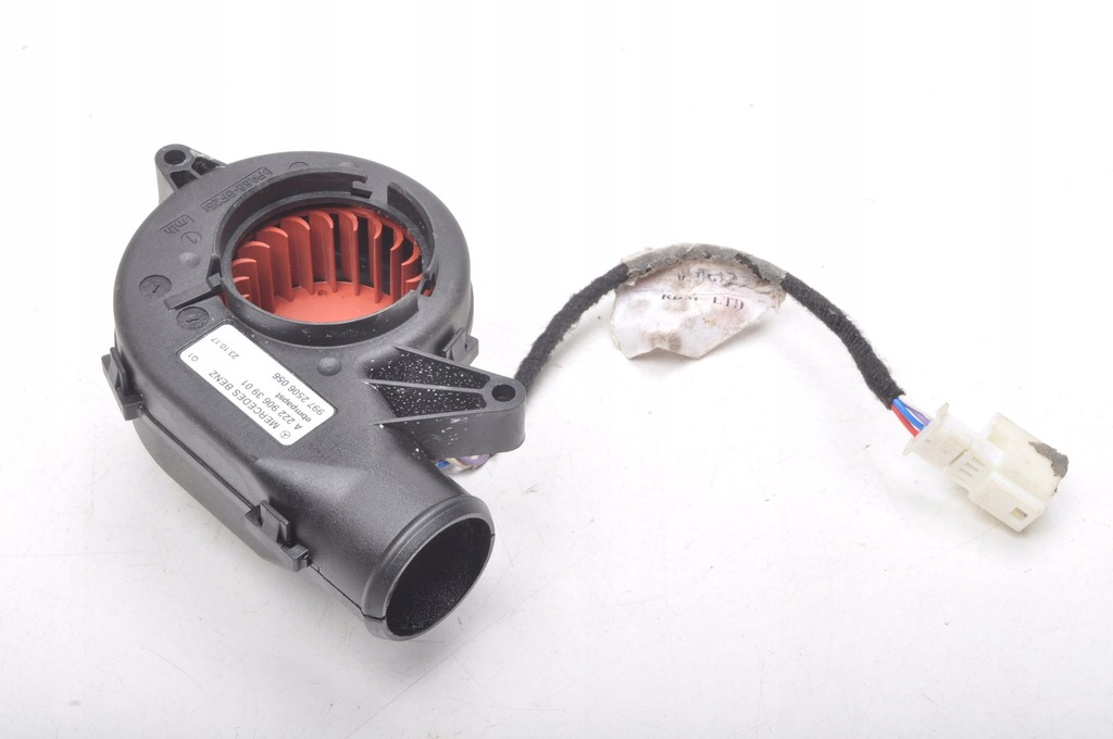 фото №1, Aston martin db11 вентилятор a2229063901