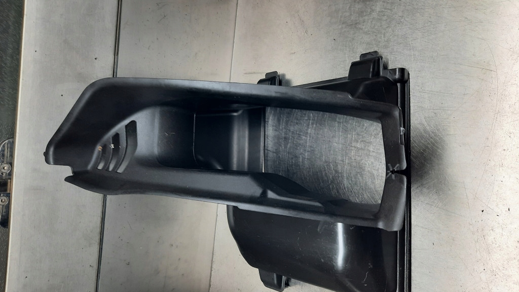 фото №6, Воздуховод воздуха правая 31353799 volvo xc90 ii