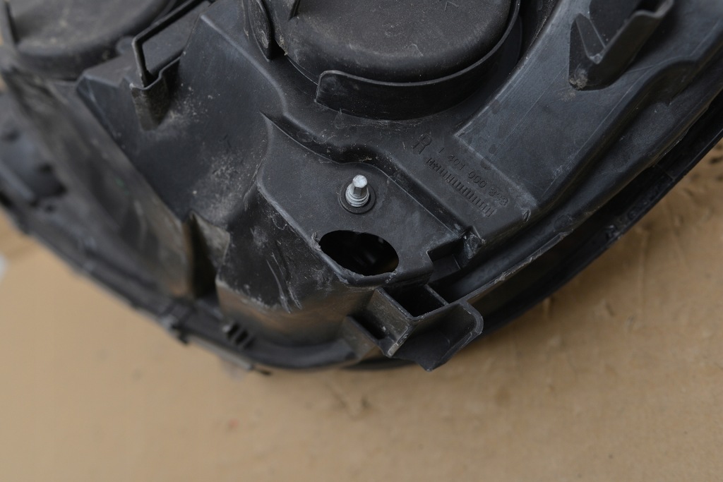 Peugeot 308 t9 рестайлинг  17-20 фара правый  перед линза led 9816990580-00 с Разборки