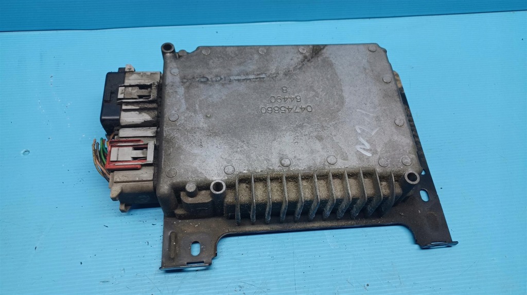 фото №1, Chrysler pt cruiser 2.0 бортовой компьютер 04671542ag