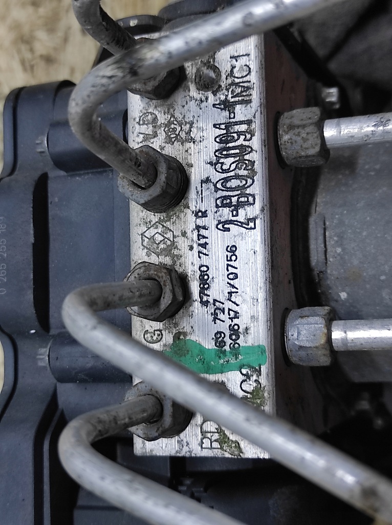 фото №6, Насос abs dacia duster 476607477r 0265956403 476608779r 33732