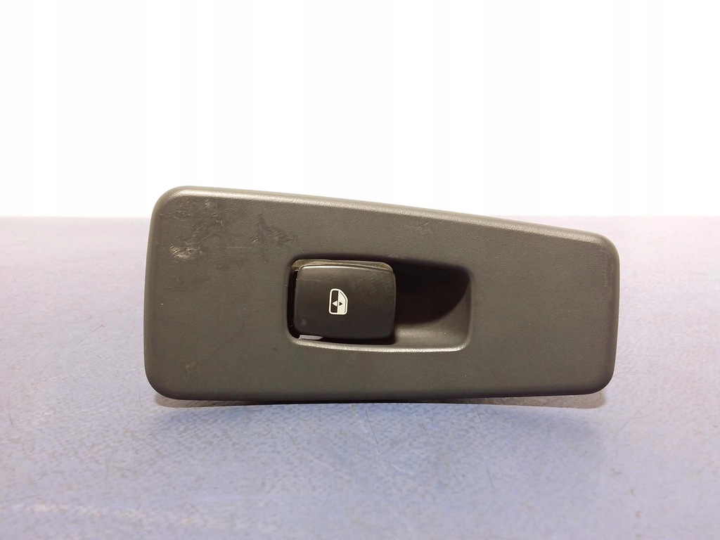 фото №1, Chrysler pacifica i перемикач скло лівий задня