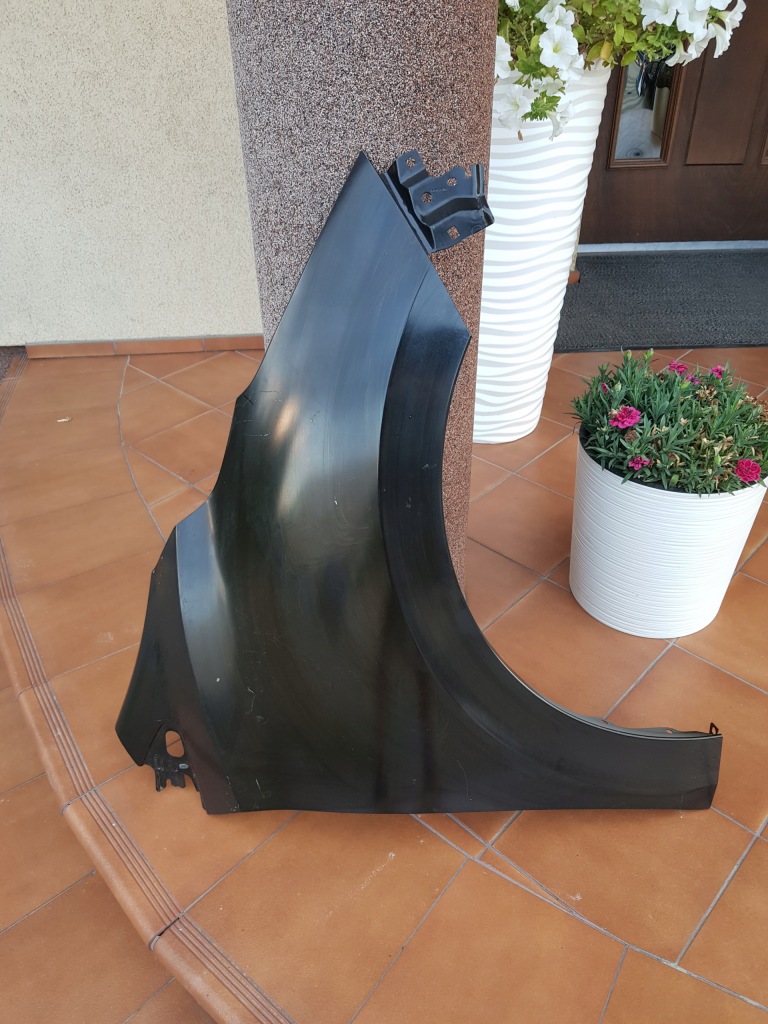 фото №1, Nissan micra k14 16- крила правий передній