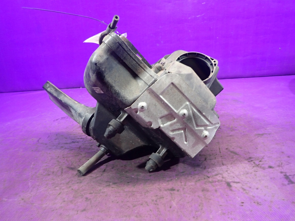 Audi a4 b8 07- 2,0 tdi cjc корпус фільтра повітря 8k0133843e 8k0133837bf в Україні