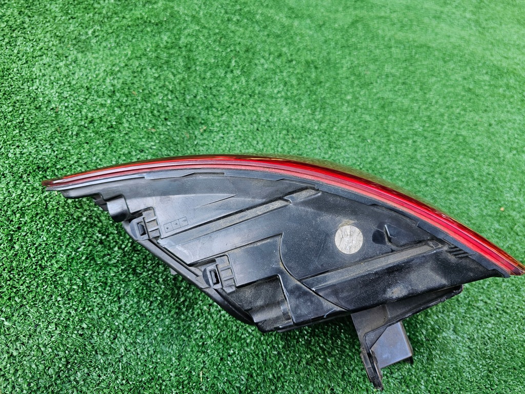 фото №6, Лампа правий задня audi a4 b9 kombi 8w