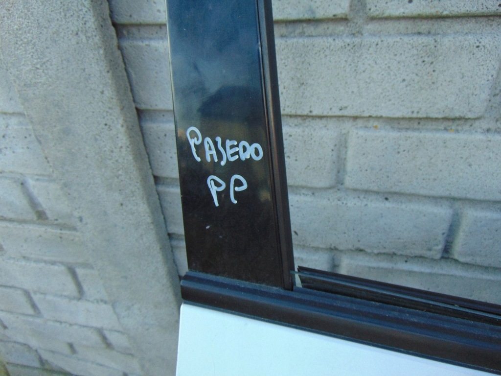 фото №10, Дверь правый перед mitsubishi pajero iii