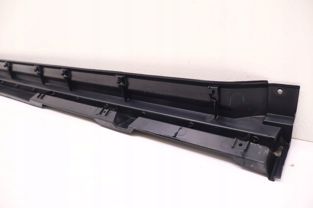 фото №7, Mitsubishi eclipse cross молдинг порог правая 7250a132