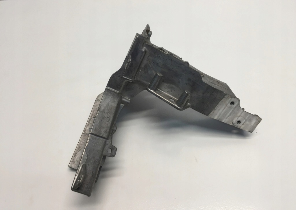 фото №1, Mercedes-benz оригинальный номер a2536210600 кронштейн поперечина