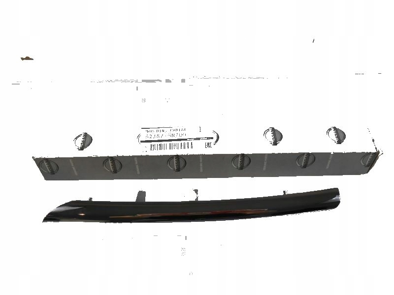 фото №1, Almera n16 молдинг декоративная решётка левая oryg