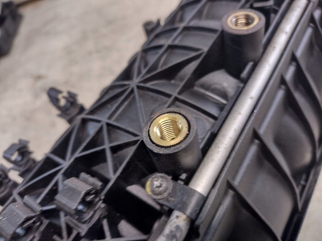 фото №16, Коллектор всасывающий alfa romeo 156 1,8b 0280600011