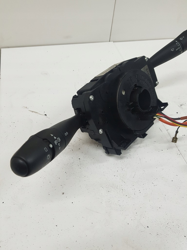 фото №2, Переключатель комбинированный citroen c3 96576781xt