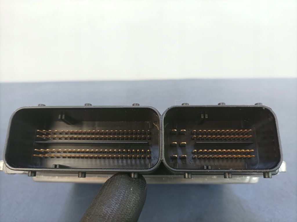 фото №4, Bmw 5 e60 e61 2.0 d бортовой компьютер блок управления двигателя