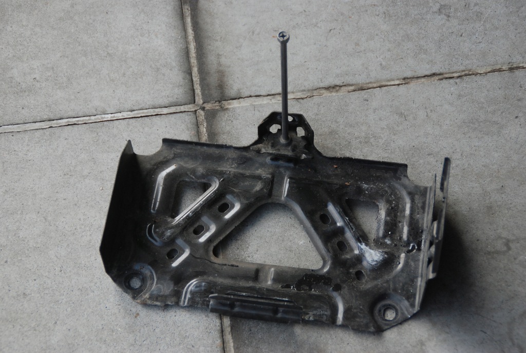 фото №1, Mini countryman r60 r61 основание аккумулятора