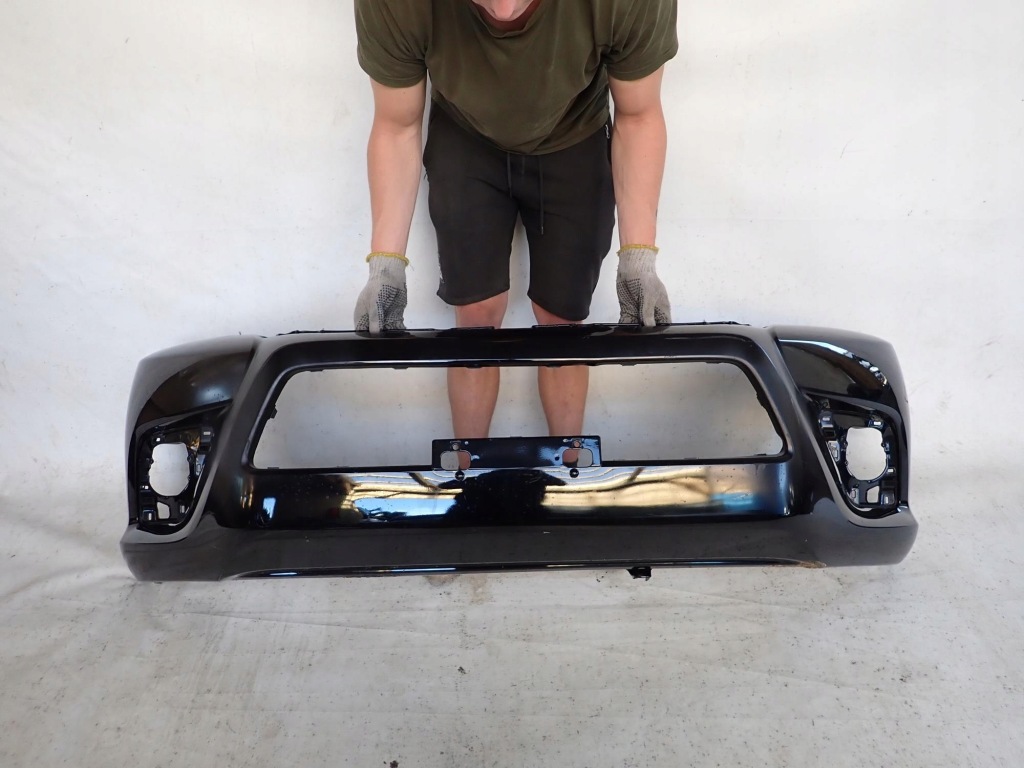 фото №1, Toyota hilux viii 8 15-20 бампер перед передній