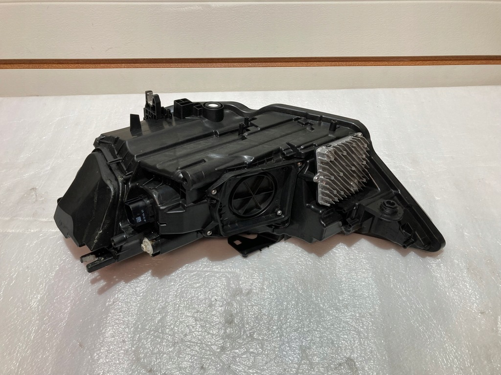 фото №8, Audi оригинальный номер 4k0941034 лампа full led