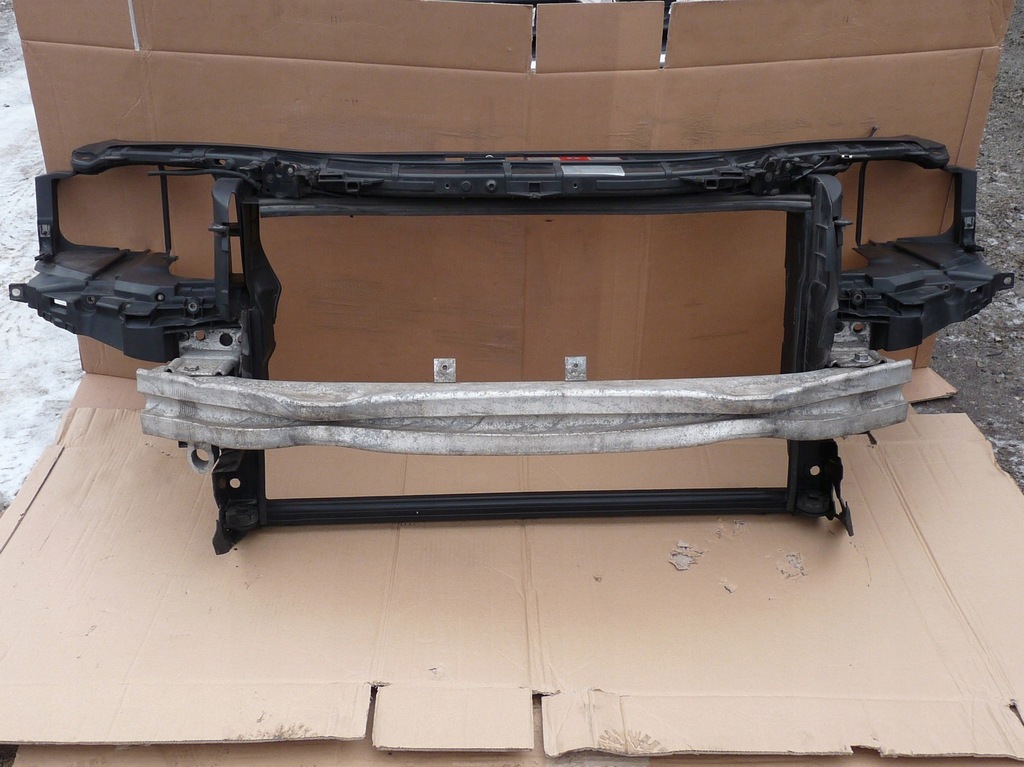 фото №1, Audi a8 d3 lift pas перед усилитель 4e0805594c