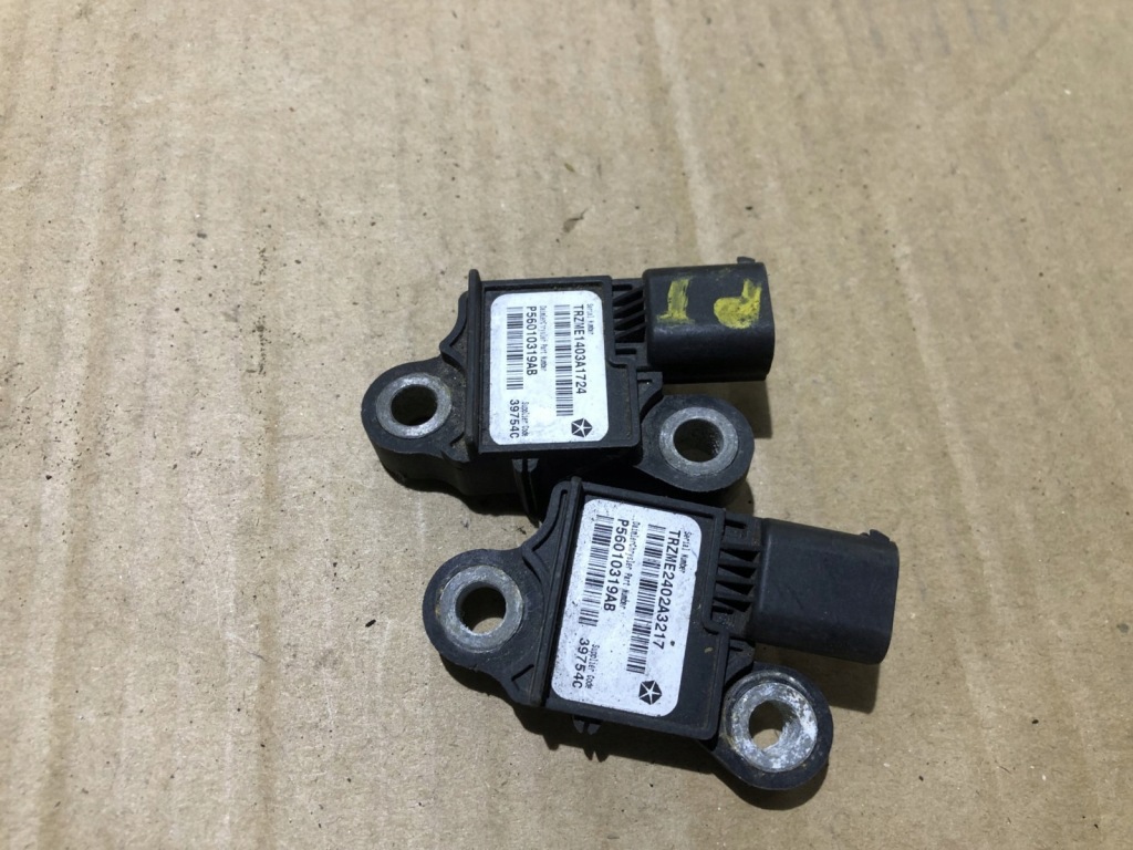 фото №1, Датчик датчик удару jeep p56010319ab