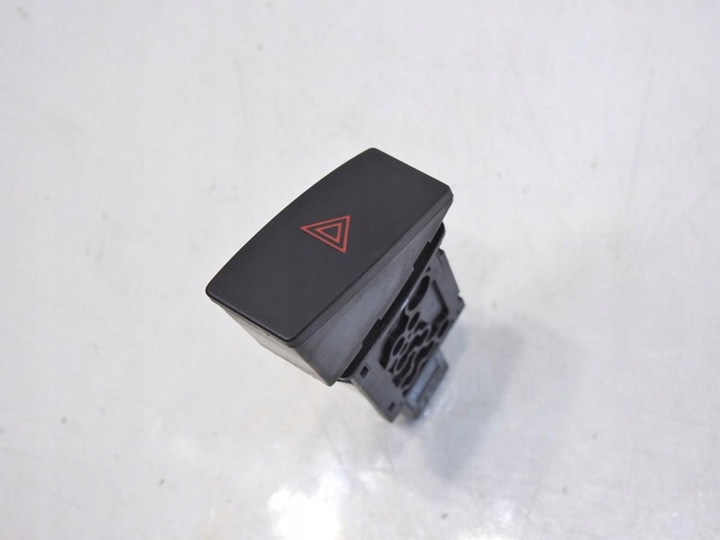 фото №8, Кнопка света аварийных mazda 6 ii gs1d664h0a