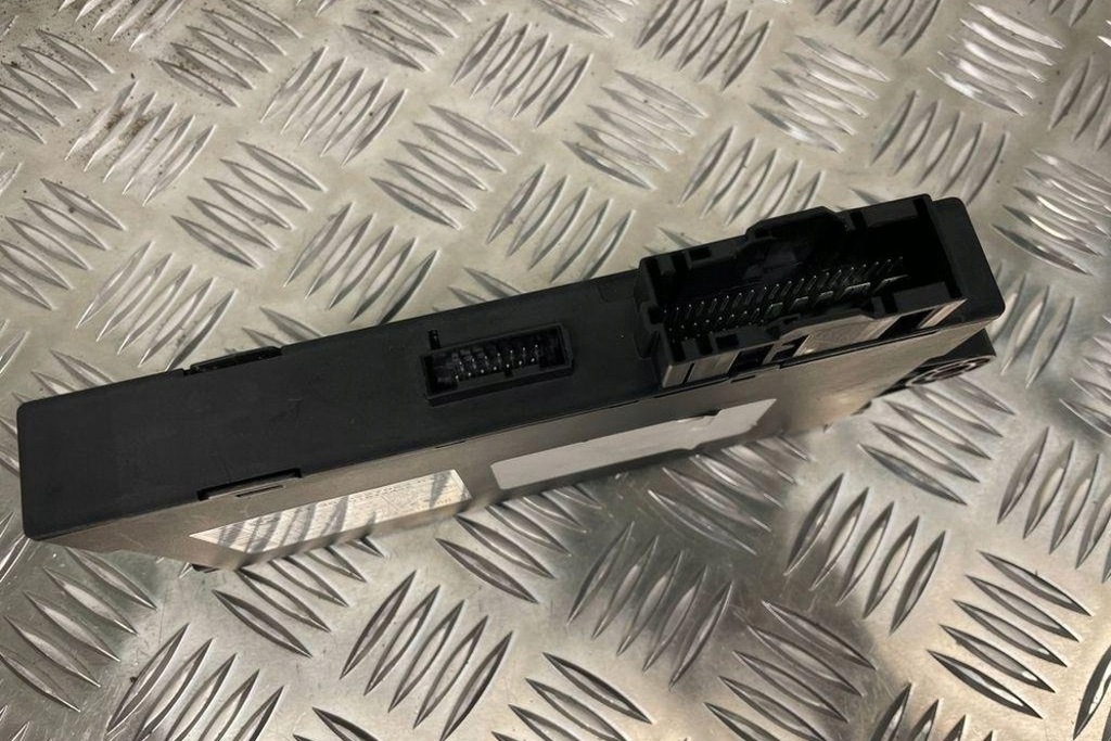 фото №9, Комплект зажигания bmw x6 e71, e72 9227053 2.99l дизель 180kw 2010