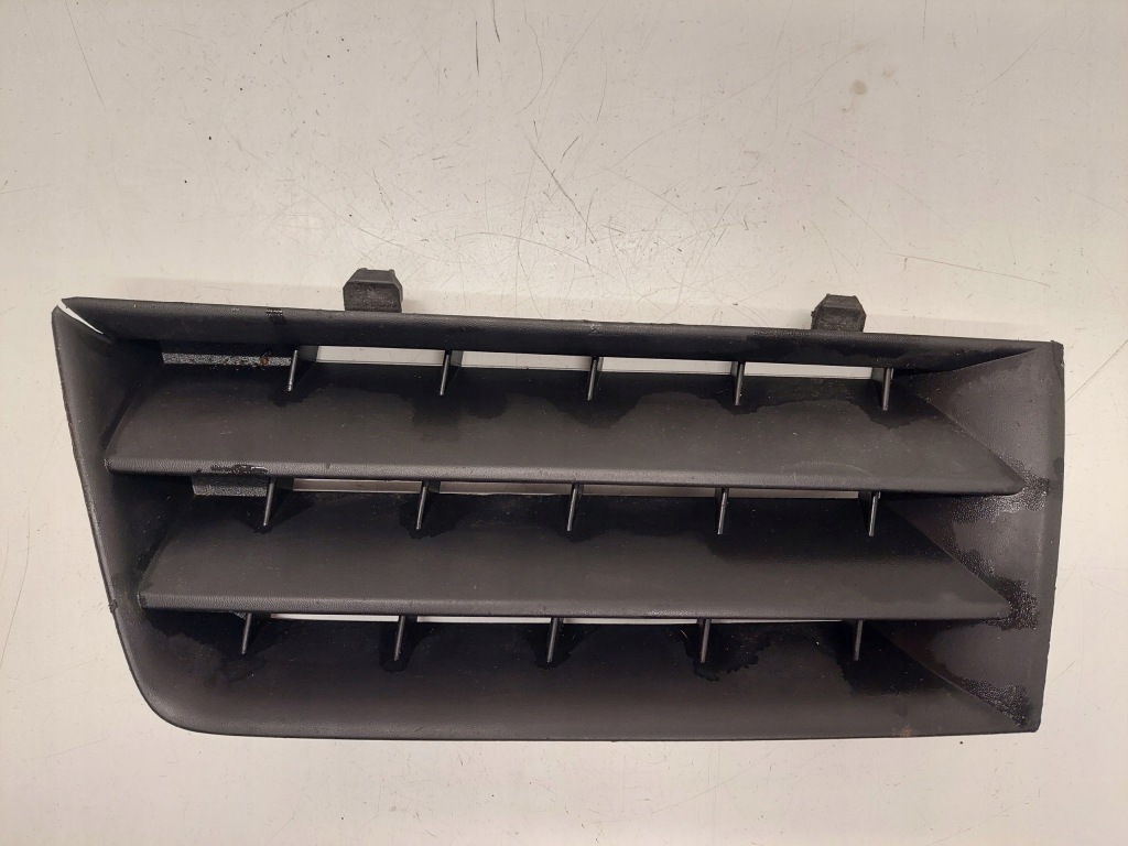 фото №2, Решётка решётка радиатора левая renualt megane ii g8200114156