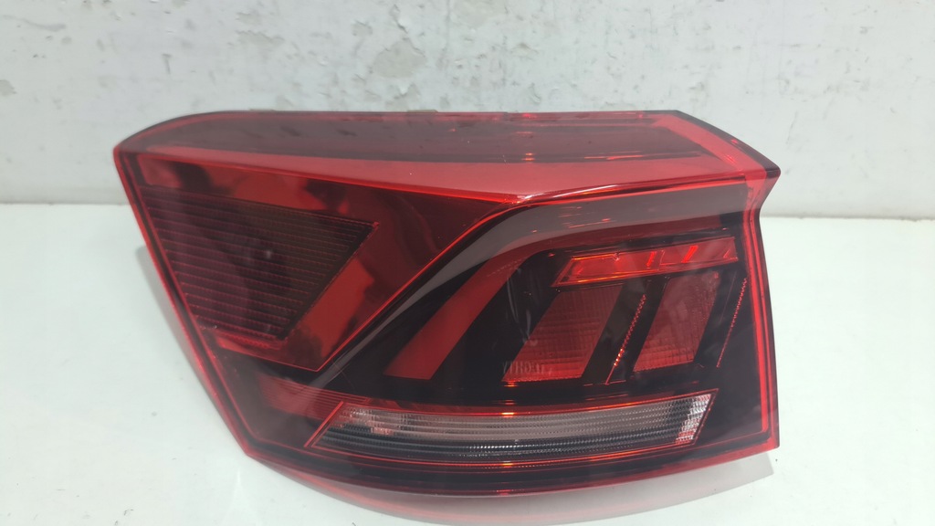 фото №1, Лампа задня задня ліва vw t-roc cabrio 2gc945095e