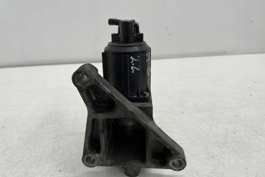 фото №1, Клапан egr mazda 6 sedan gg r2aa20300b 2.2l дизель 100kw 2011