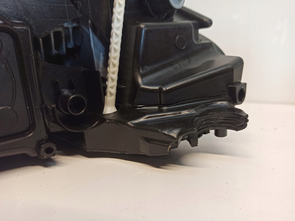 фото №13, Skoda kodiaq лампа левый перед 567941015h rhd