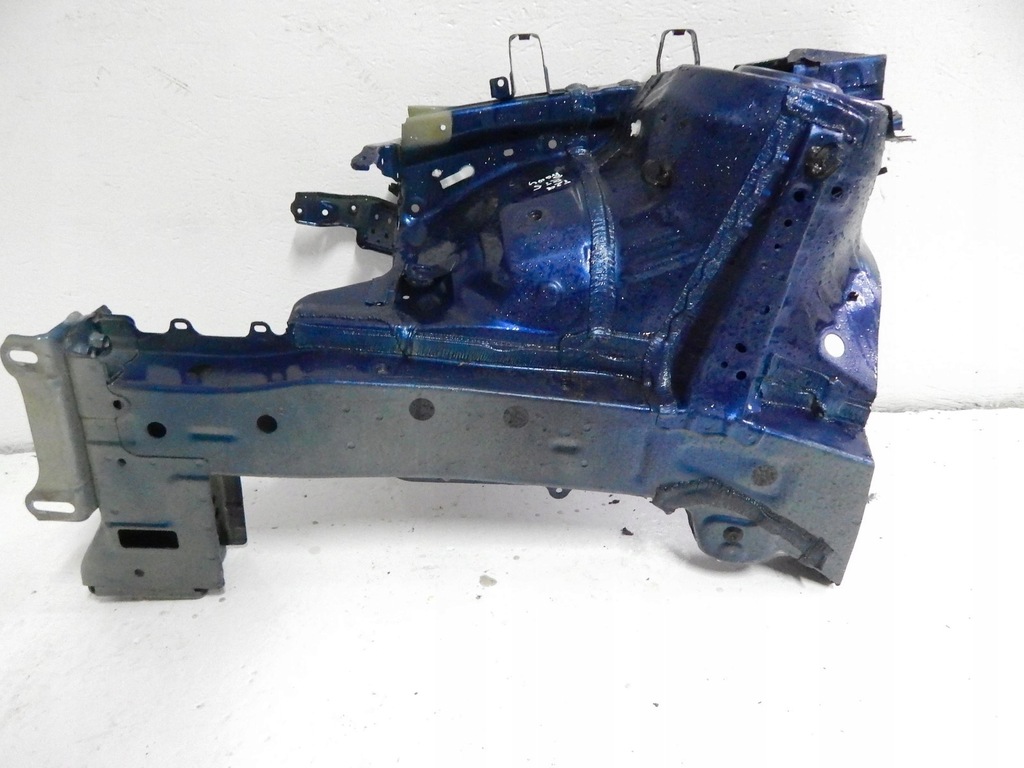 фото №1, Чверть права toyota avensis t27 t29 09-18