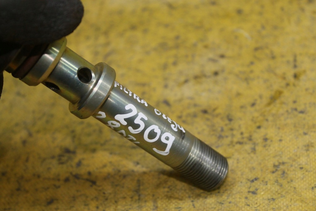 фото №7, Болт фильтра масла master ii 2.8 dti