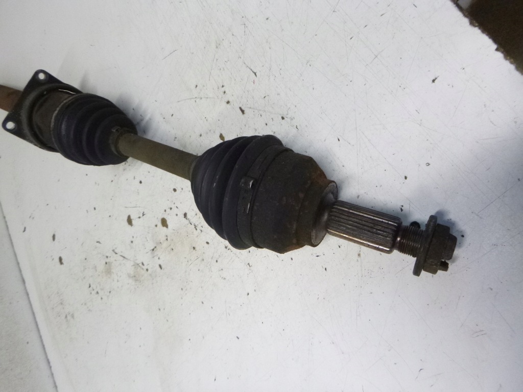 Приводной вал правый  jaguar x type 2.1 02r. Недорого