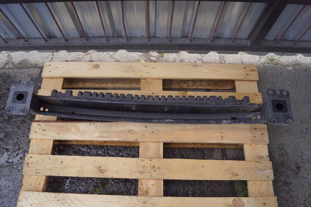 фото №9, Vw touareg 7l підсилювач бампера задня