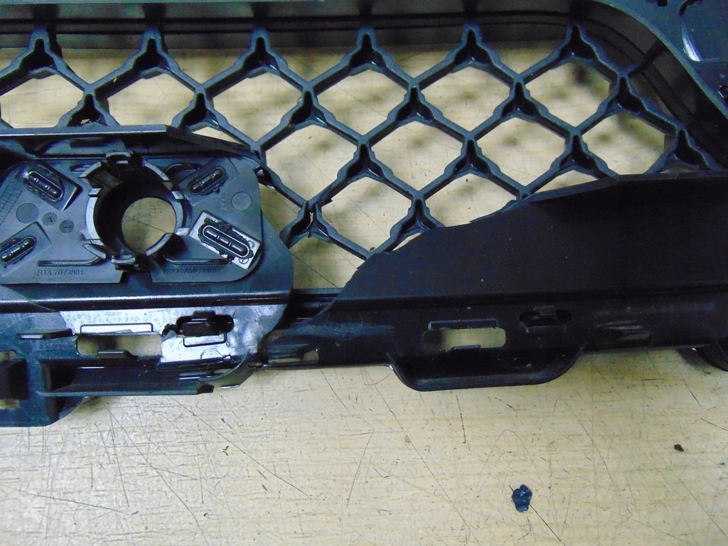 фото №13, Решётка радиатора решётка радиатора эмблема значок mercedes w206 amg a2068882100