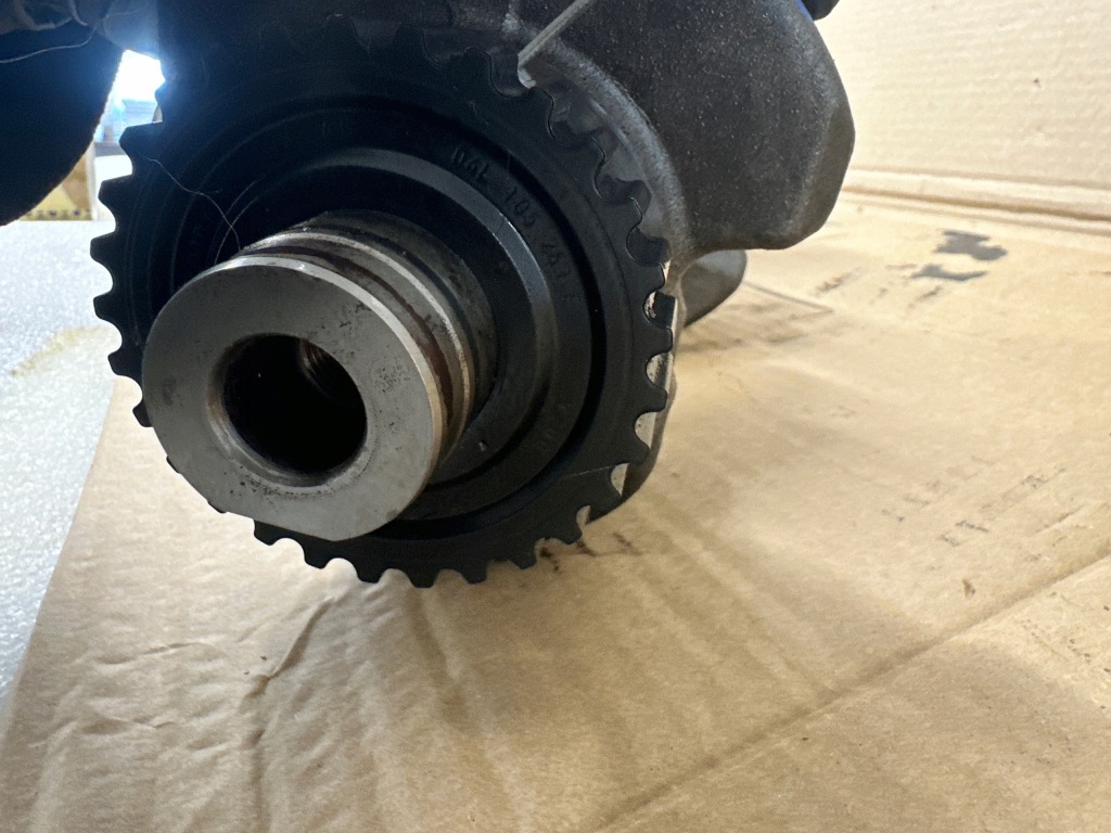 Vw audi skoda seat 2.0tdi wał коленчатый 38aa с Разборки