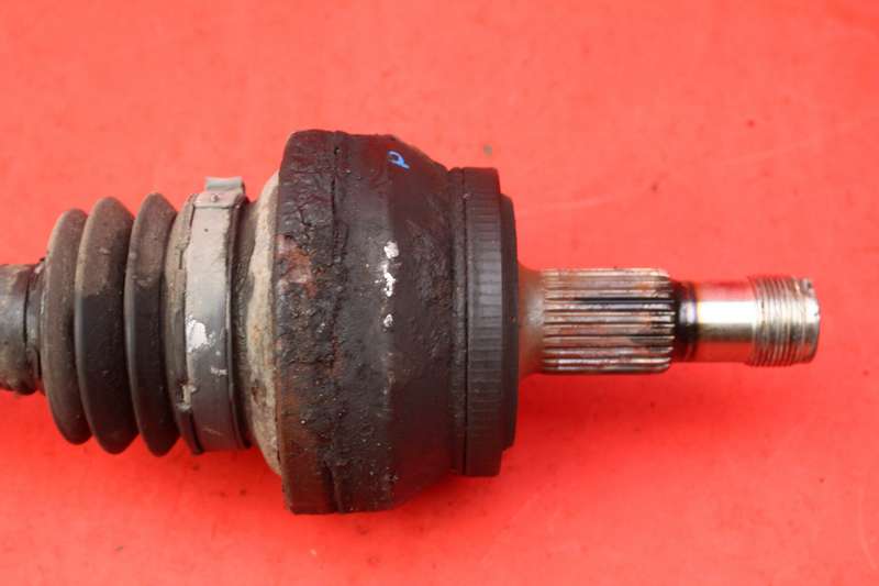 Приводной вал правая задняя mercedes e-klasa w212 2.2 cdi 10r Оригинал