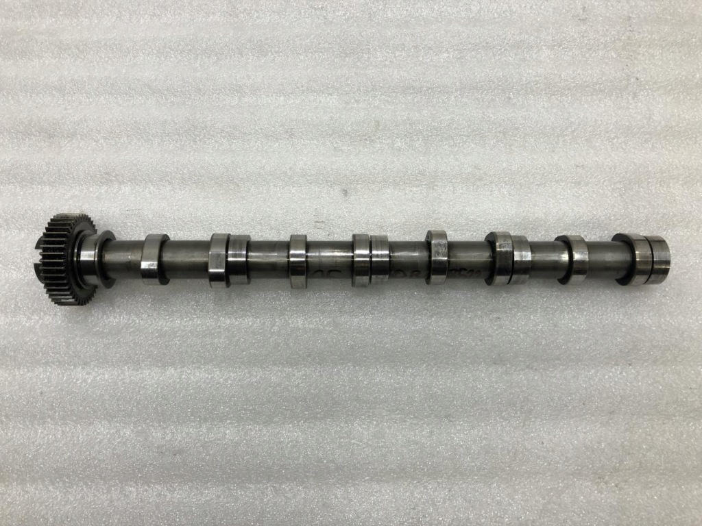 фото №1, Вал распределительного вала всасывающий audi a5 8t 2.0tdi 03l101